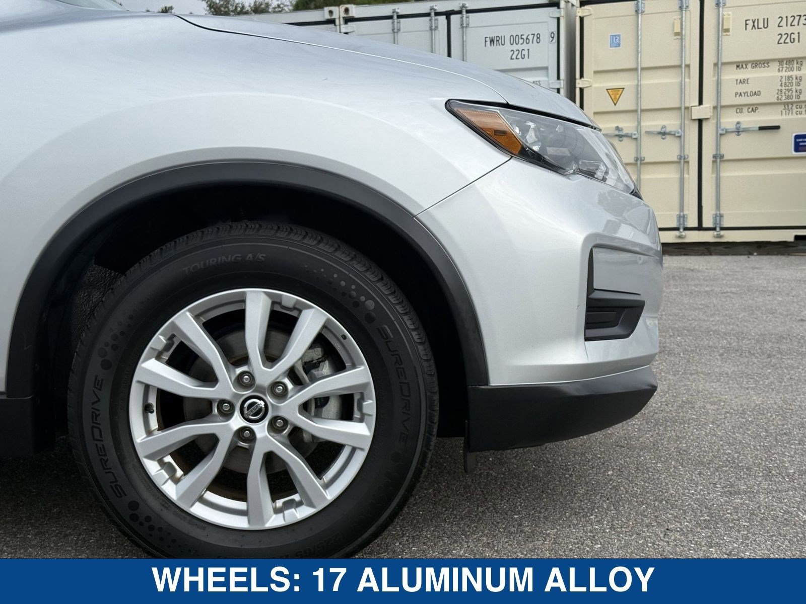 Used 2020 Nissan Rogue SV video 3