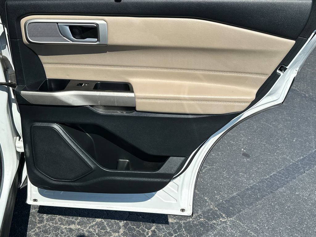 Certified 2023 Ford Explorer Limited AWD/4WD image 16