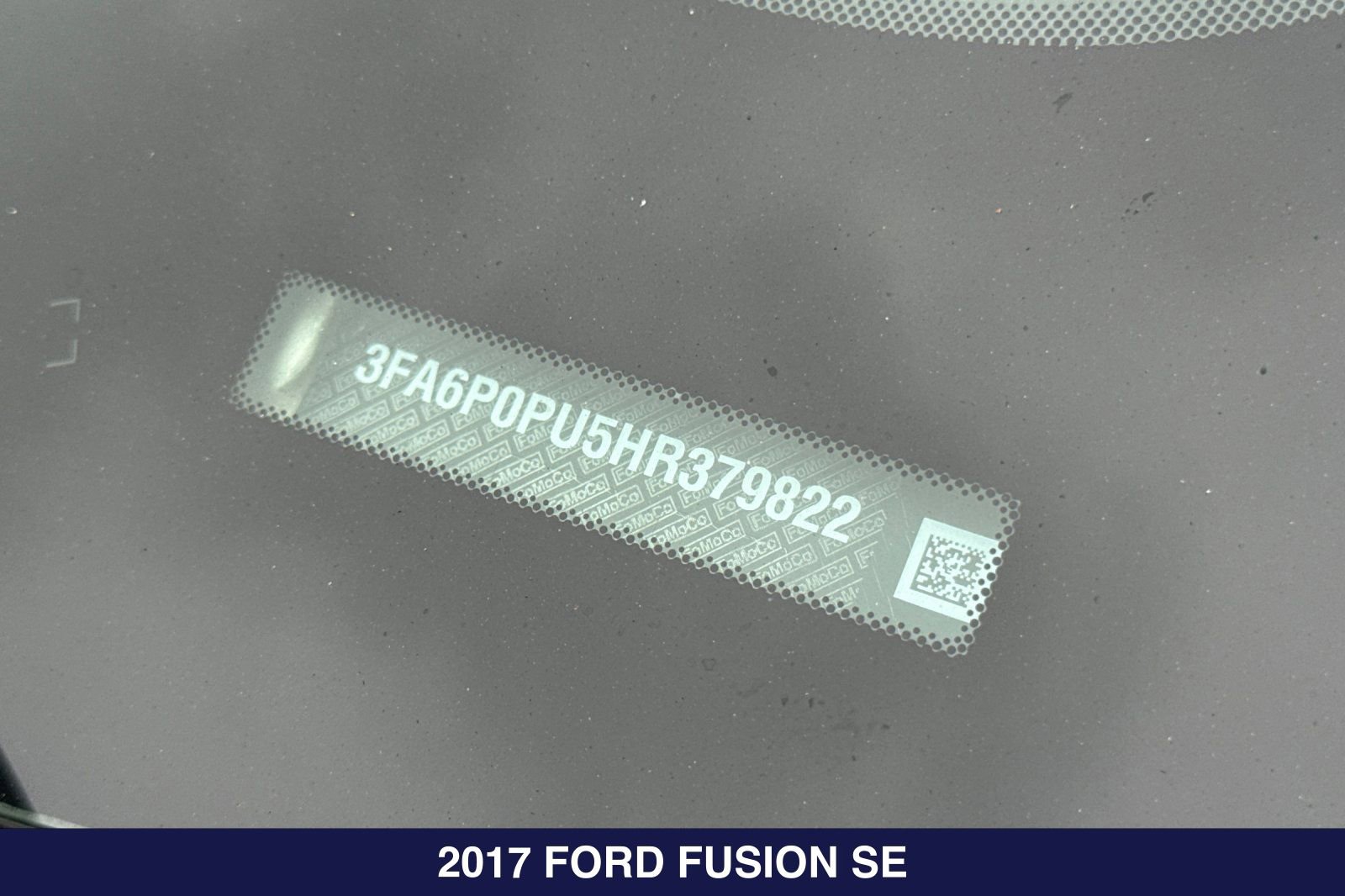 Certified 2017 Ford Fusion Energi SE FWD image 4