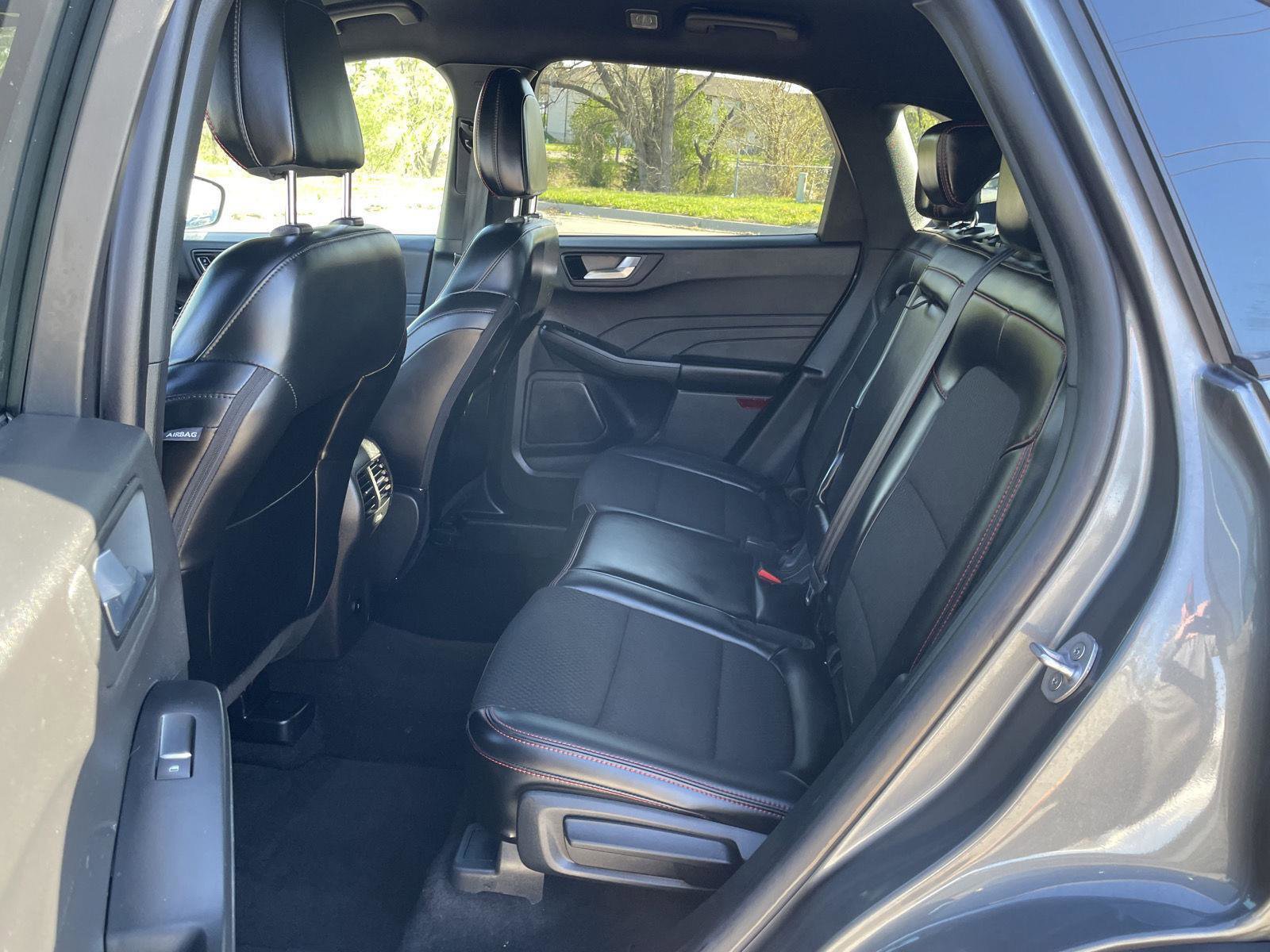 Certified 2025 Ford Escape ST-Line FWD image 20