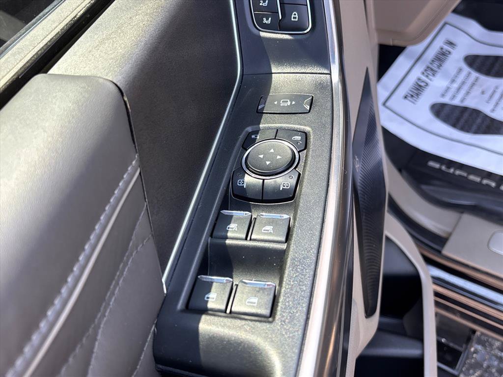 Certified 2025 Ford F250 Platinum w/ Platinum Plus Package AWD/4WD image 28
