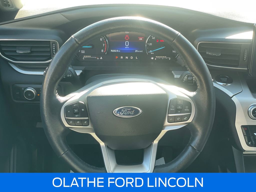 Certified 2022 Ford Explorer XLT w/ Equipment Group 202A image 28