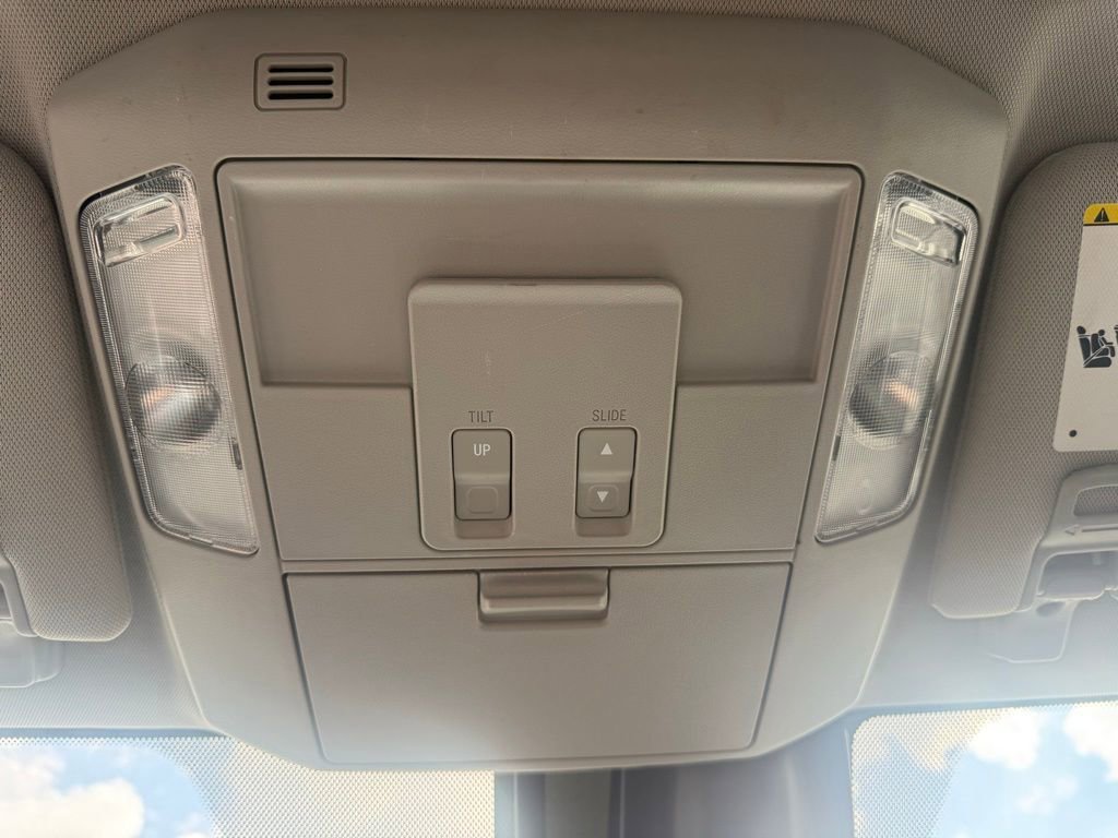 Used 2018 Toyota Tundra Limited AWD/4WD image 30