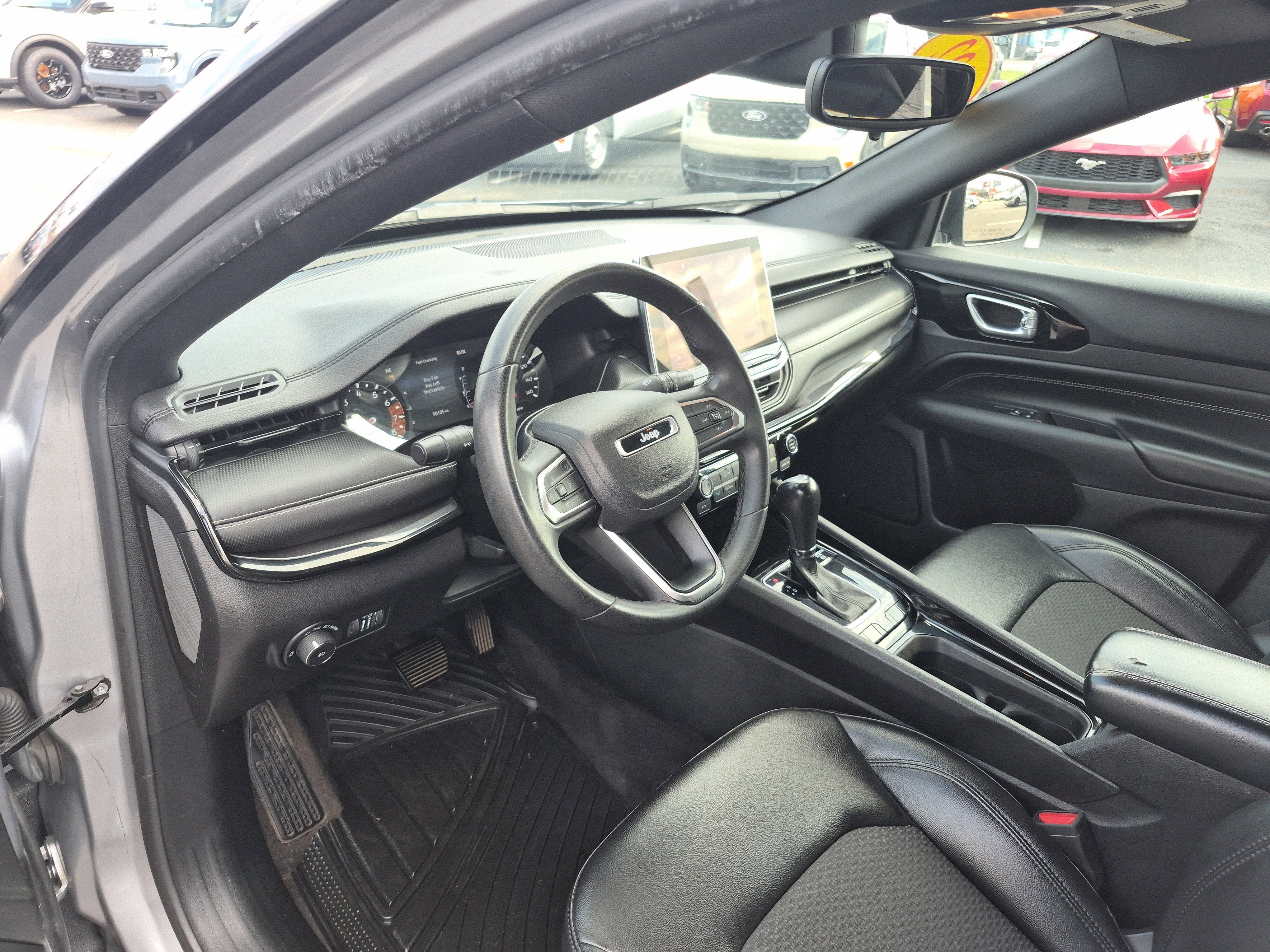 Used 2022 Jeep Compass Altitude image 11