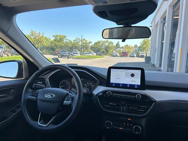 Certified 2022 Ford Escape SE w/ SE Sport Appearance Package AWD/4WD image 11
