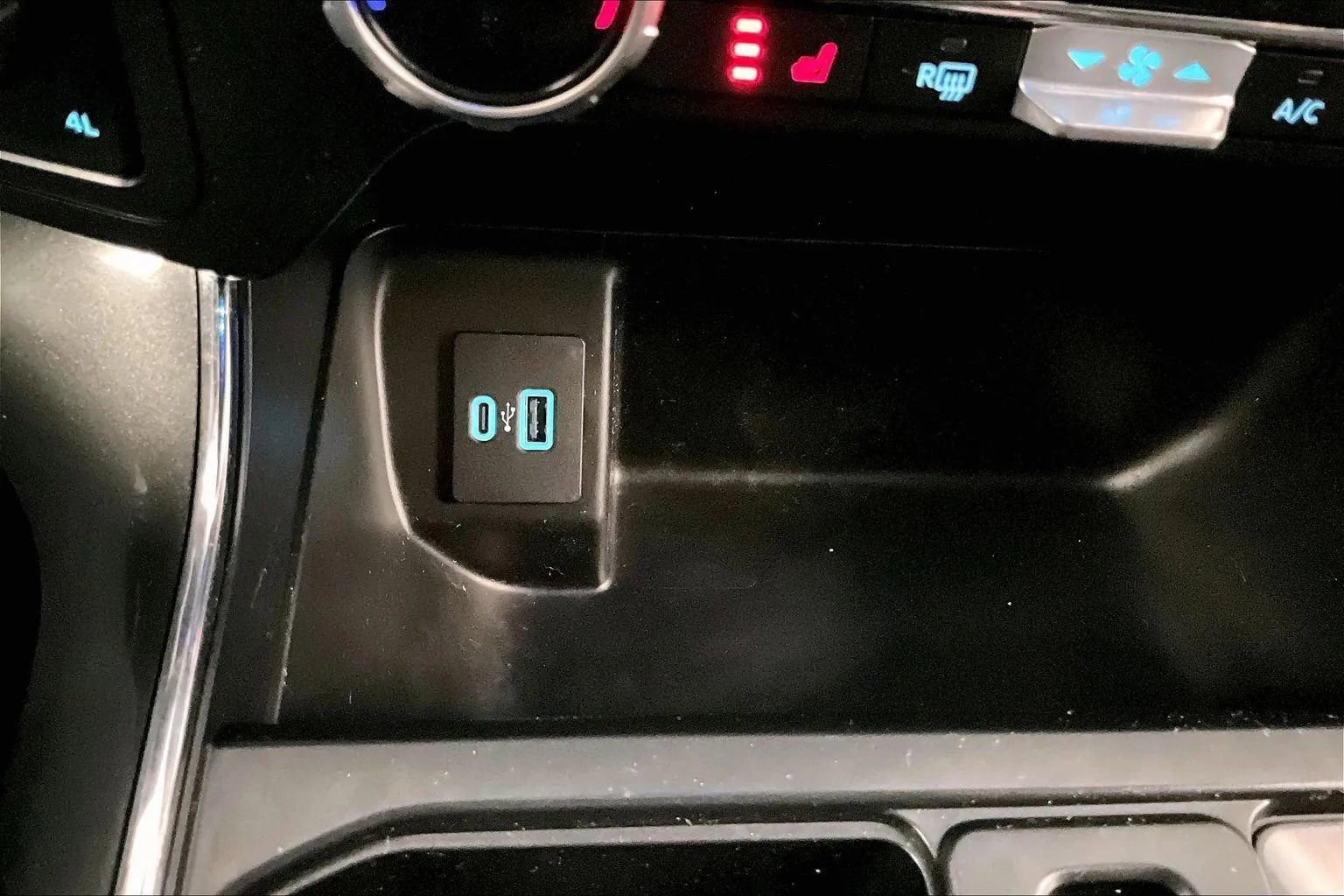 Certified 2023 Ford F150 XLT w/ Equipment Group 302A High image 31