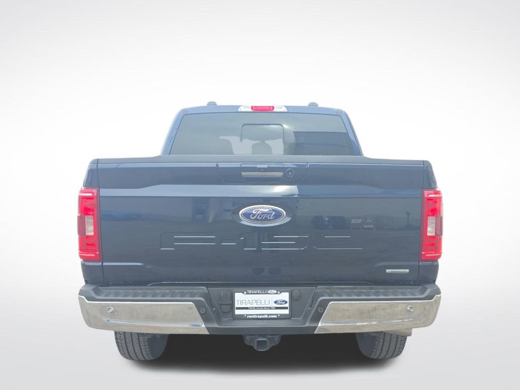 Certified 2022 Ford F150 XLT w/ Equipment Group 302A High image 11