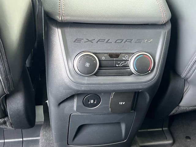 Certified 2025 Ford Explorer Active w/ Active Comfort Package image 17