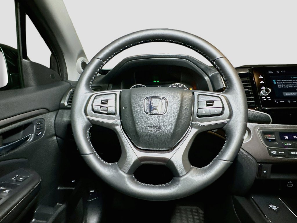 Used 2025 Honda Ridgeline RTL image 13