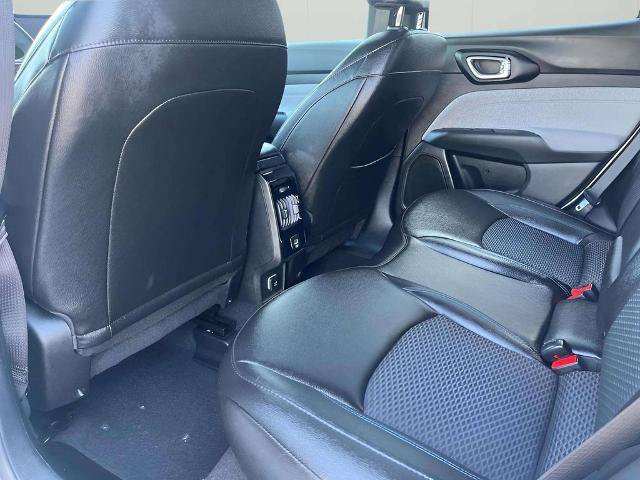 Used 2026 Jeep Compass Latitude AWD/4WD image 15
