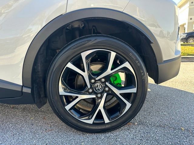 Used 2018 Toyota C-HR XLE image 26