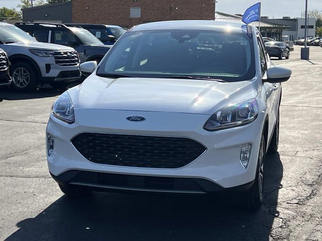 Certified 2022 Ford Escape SEL w/ Technology Package AWD/4WD image 8