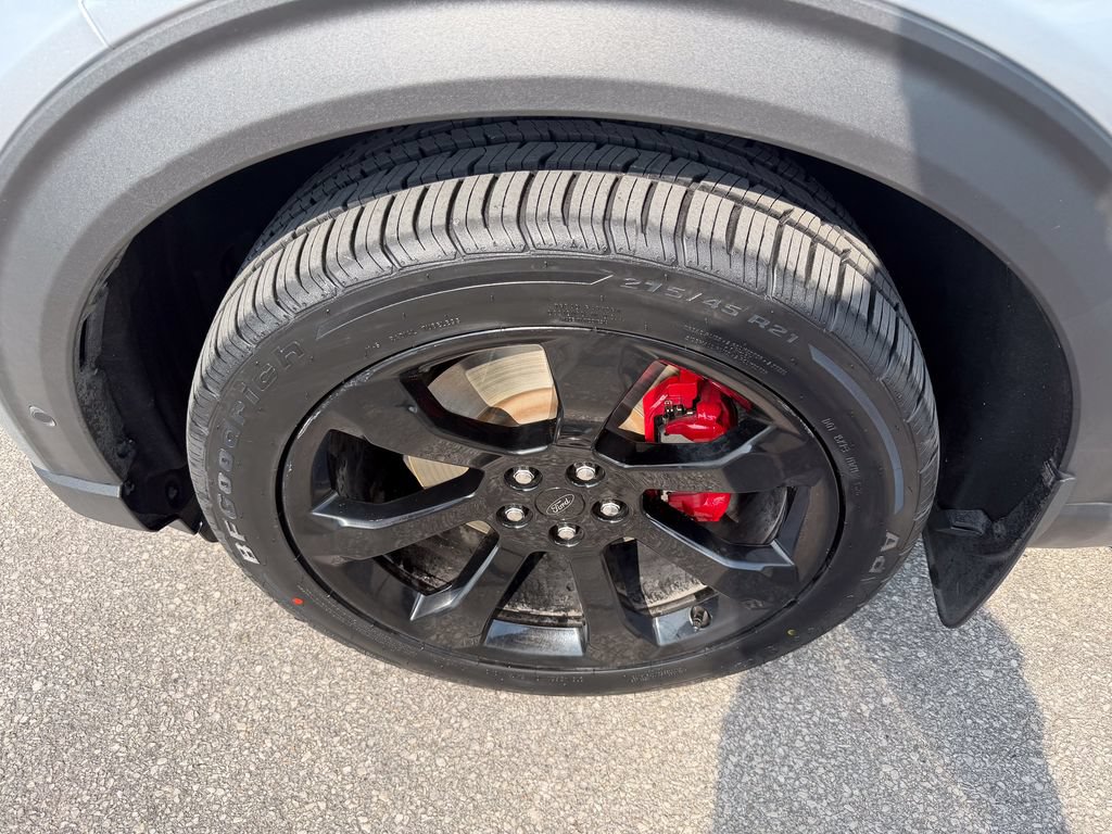 Certified 2021 Ford Explorer ST w/ Equipment Group 401A AWD/4WD image 35