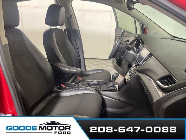 Used 2019 Buick Encore Preferred AWD/4WD image 23