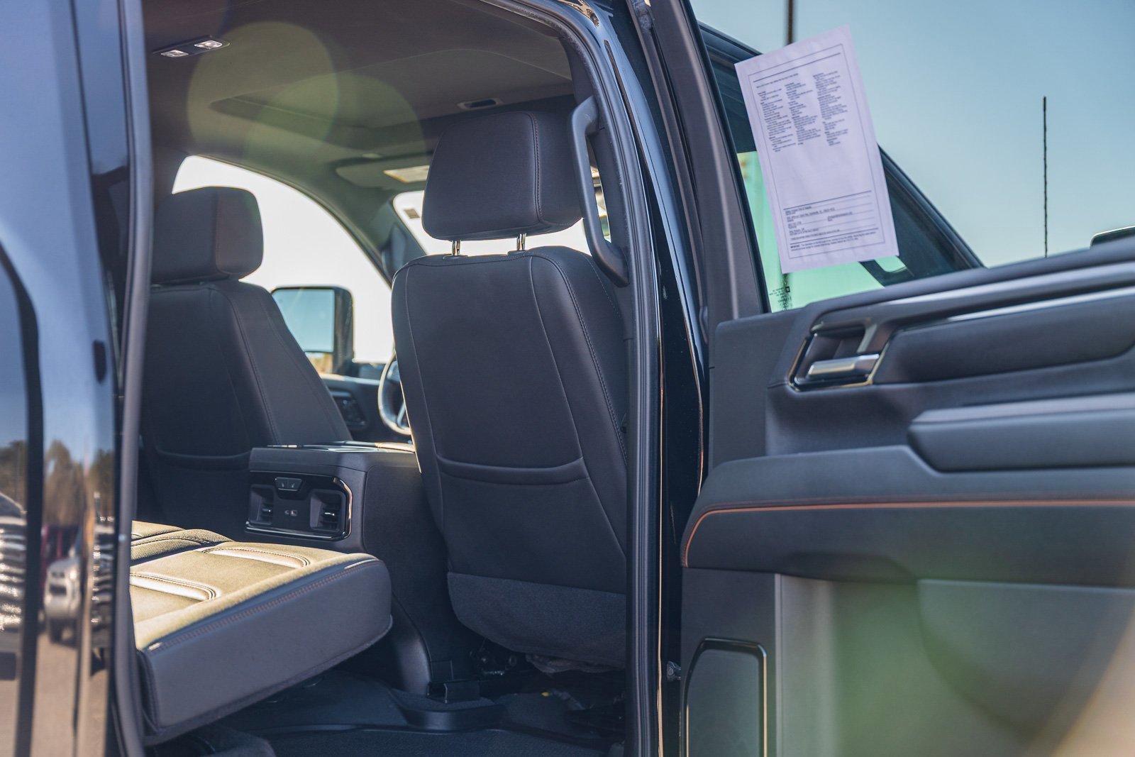 Used 2024 GMC Sierra 2500 AT4 w/ AT4 Premium Plus Package image 23