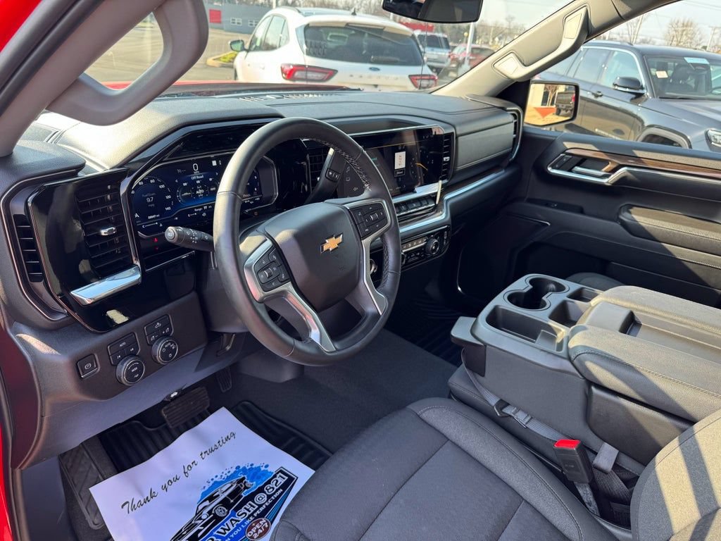 Used 2023 Chevrolet Silverado 1500 LT AWD/4WD image 26