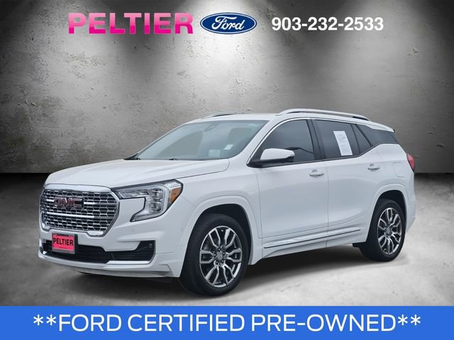 Used 2024 GMC Terrain Denali w/ Denali Premium Package image 3