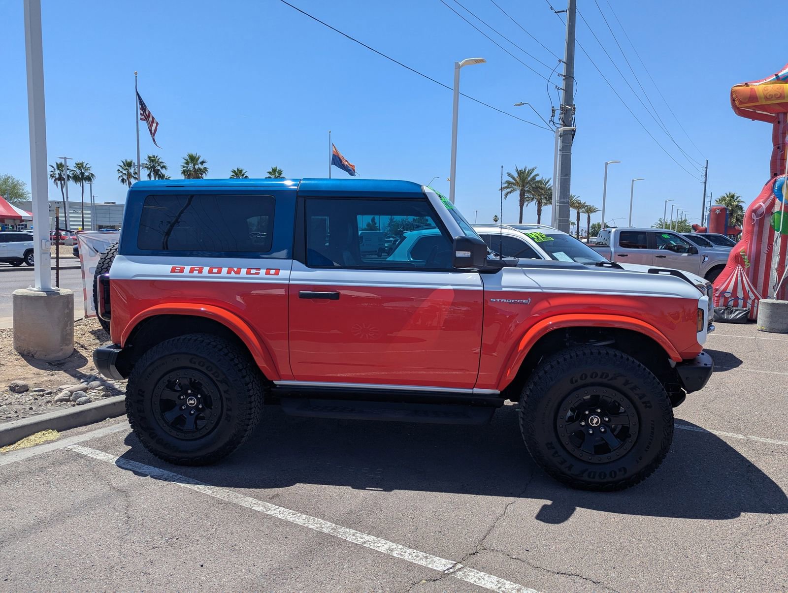 Certified 2025 Ford Bronco Stroppe Edition AWD/4WD image 4