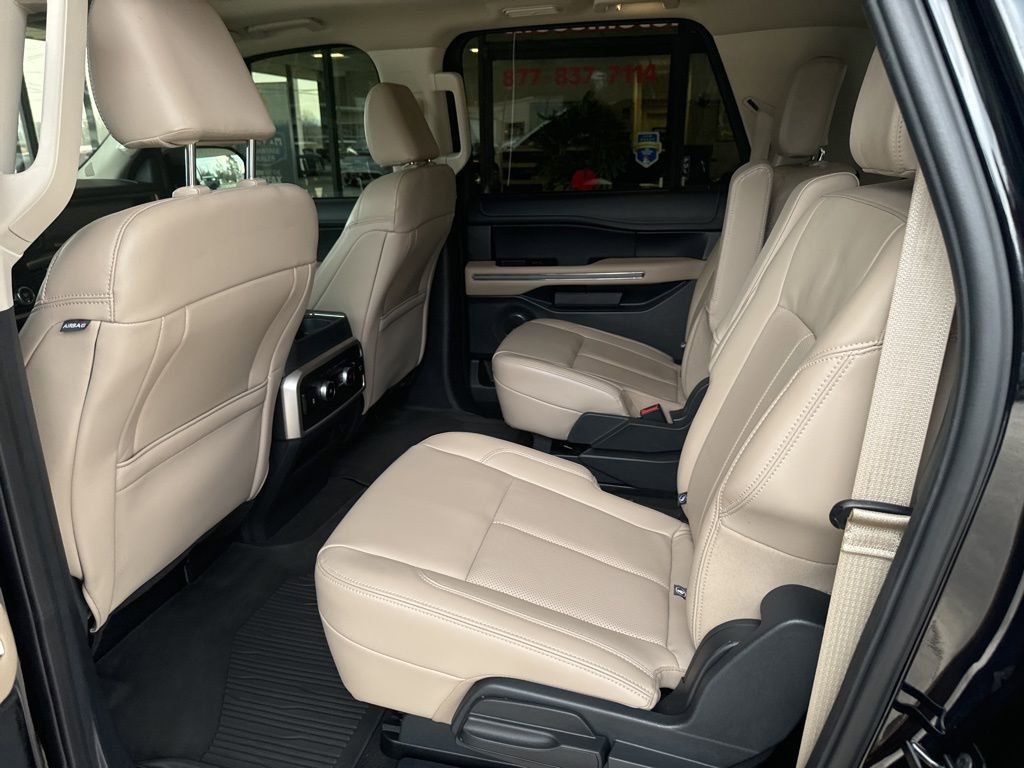 Certified 2024 Ford Expedition Max XLT image 15