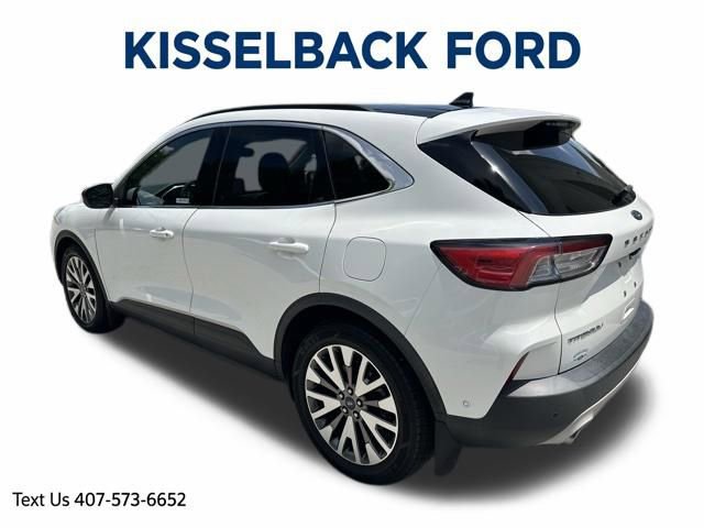 Certified 2020 Ford Escape Titanium w/ Titanium Premium Package 2.0 FWD image 6