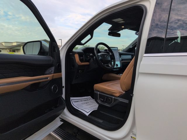Certified 2023 Ford Expedition Max Platinum AWD/4WD image 9