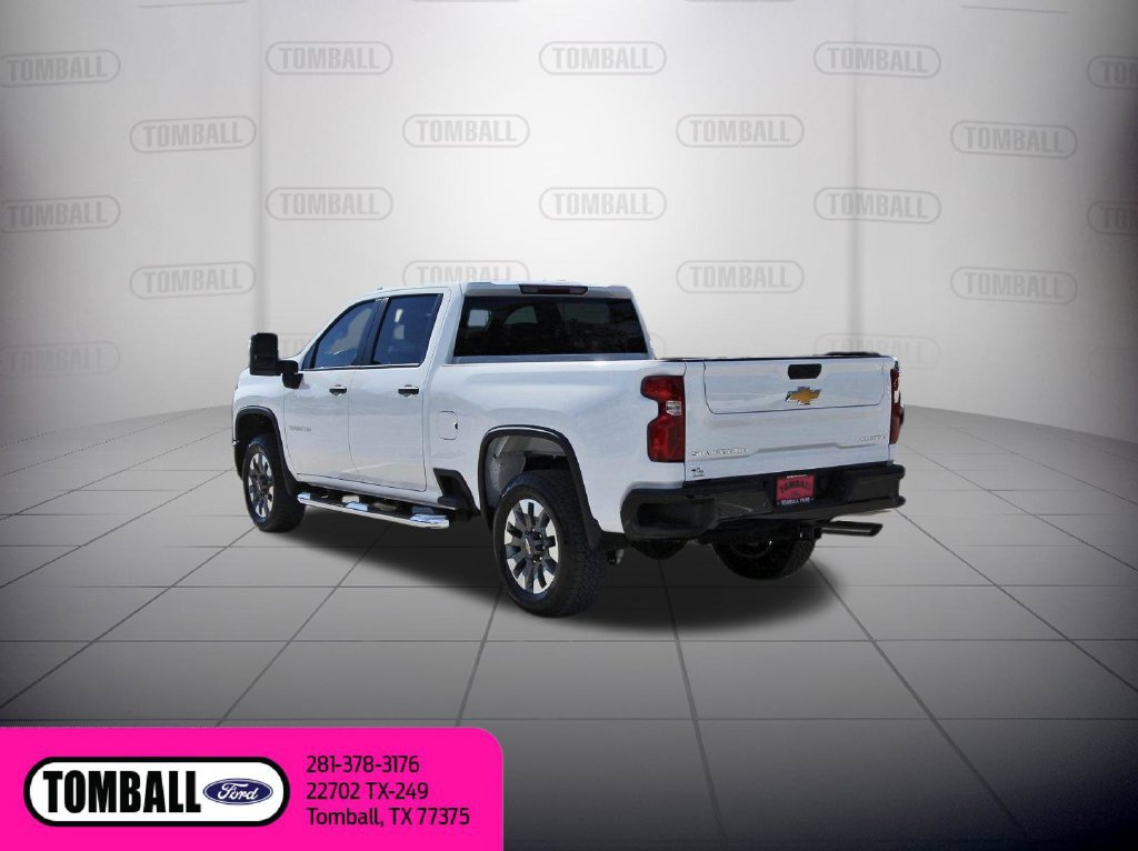 Used 2026 Chevrolet Silverado 2500 Custom w/ Custom Value Package AWD/4WD image 5