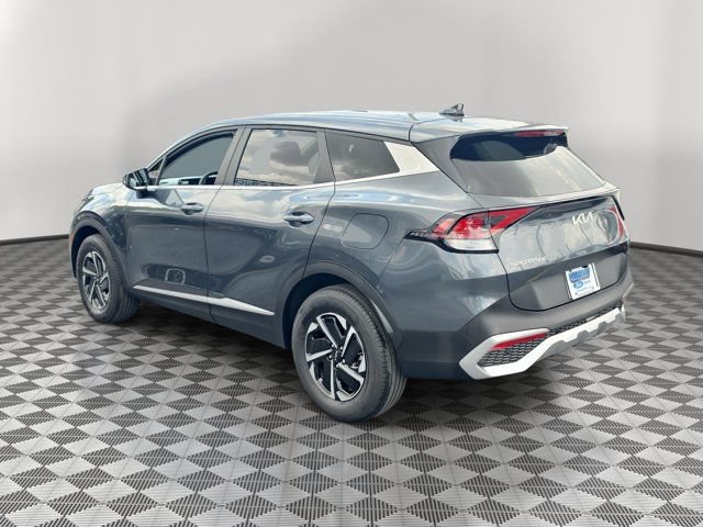 Used 2024 Kia Sportage LX AWD/4WD image 4