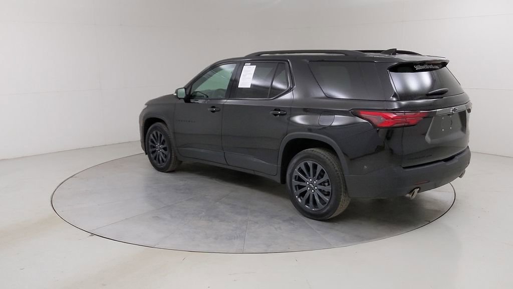 Used 2023 Chevrolet Traverse RS image 18
