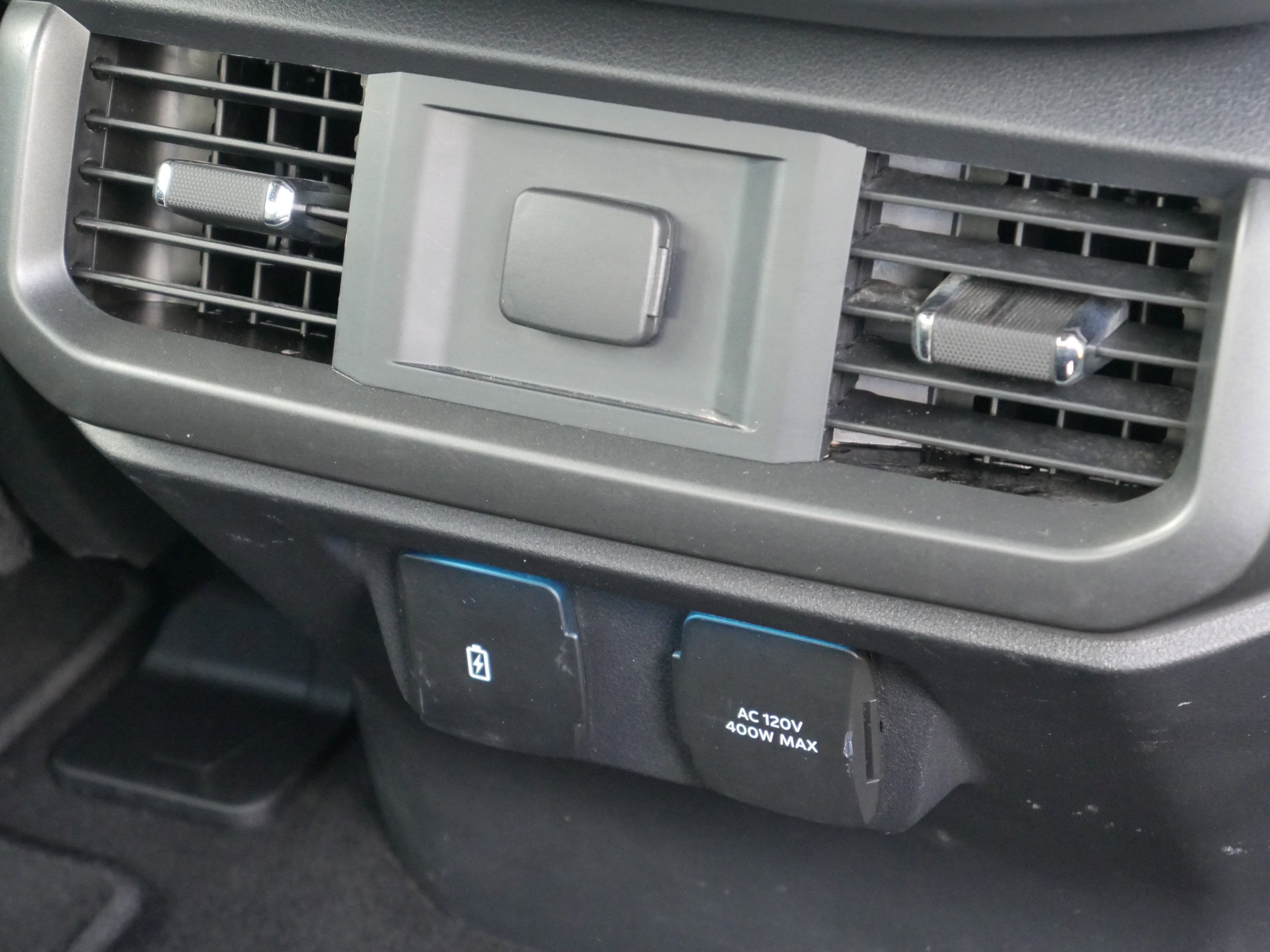 Certified 2024 Ford F150 Lariat w/ Tow/Haul Package image 37