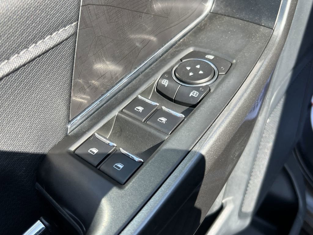 Certified 2022 Ford F150 XLT w/ Equipment Group 302A High image 9