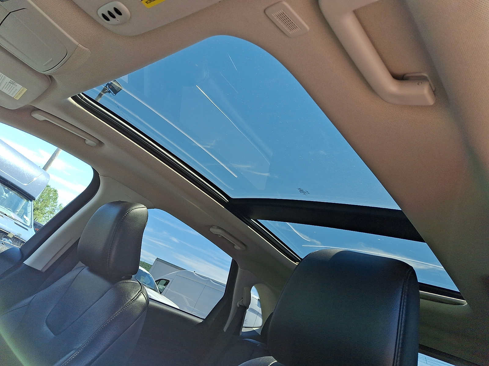 Certified 2020 Ford Edge Titanium w/ Equipment Group 301A AWD/4WD image 15