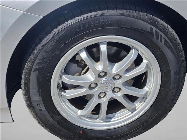 Used 2017 Toyota Prius Three FWD image 21
