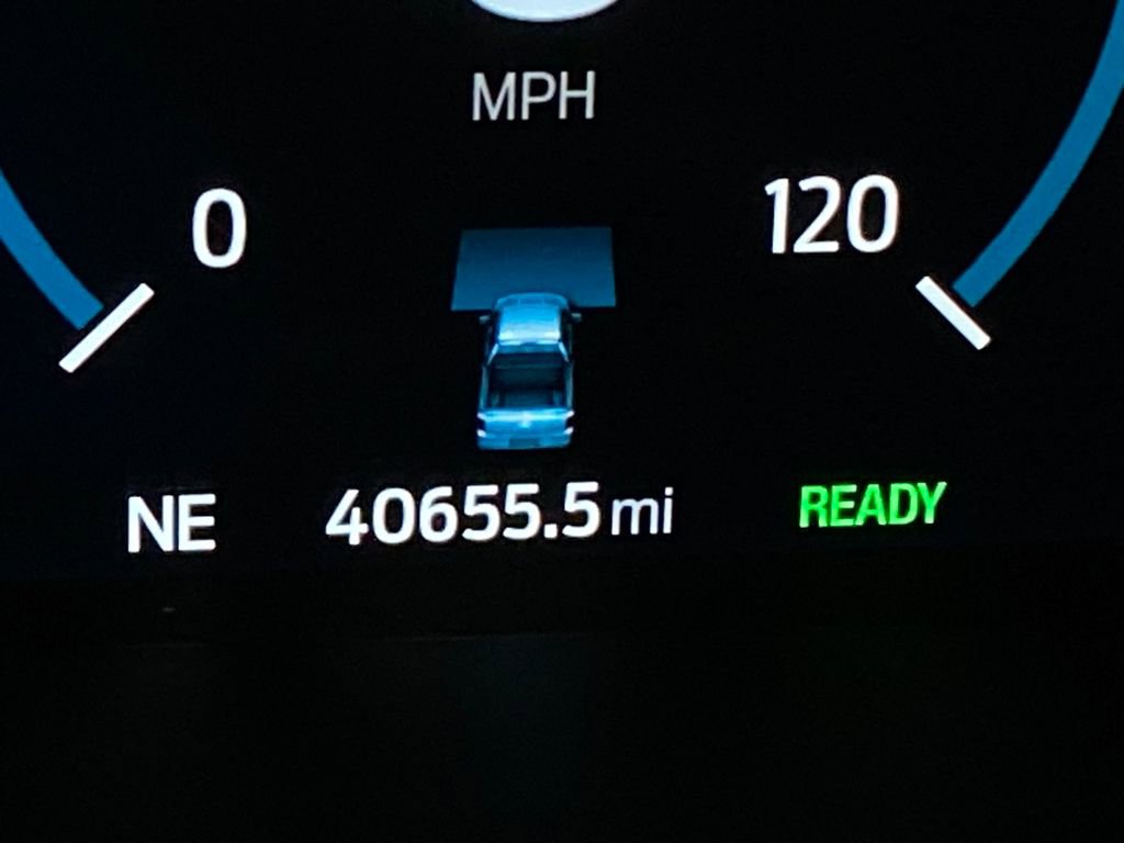 Certified 2022 Ford F150 Lariat w/ Equipment Group 502A High image 28