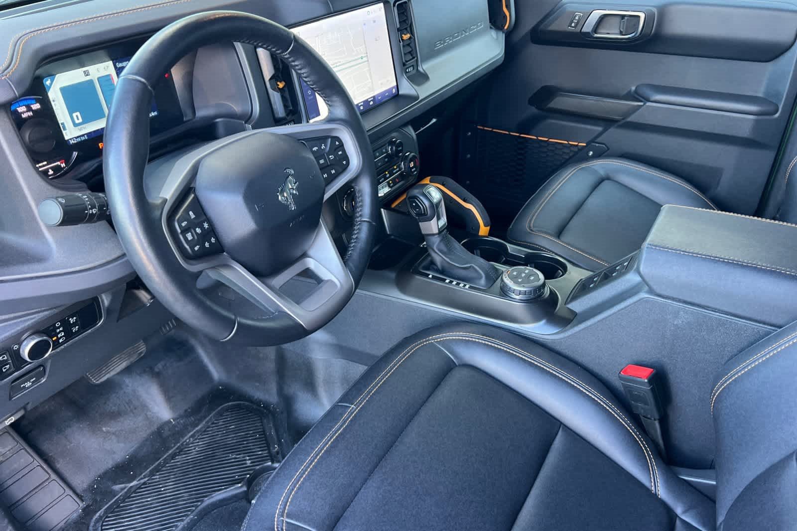 Certified 2024 Ford Bronco Badlands image 12