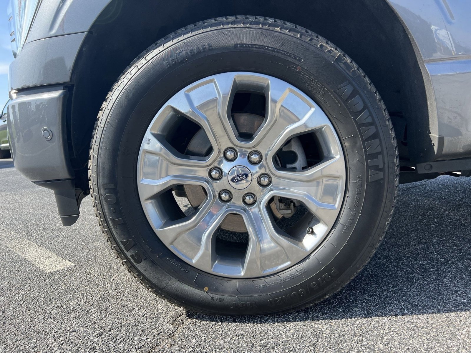 Certified 2022 Ford F150 Platinum w/ Equipment Group 701A High image 12