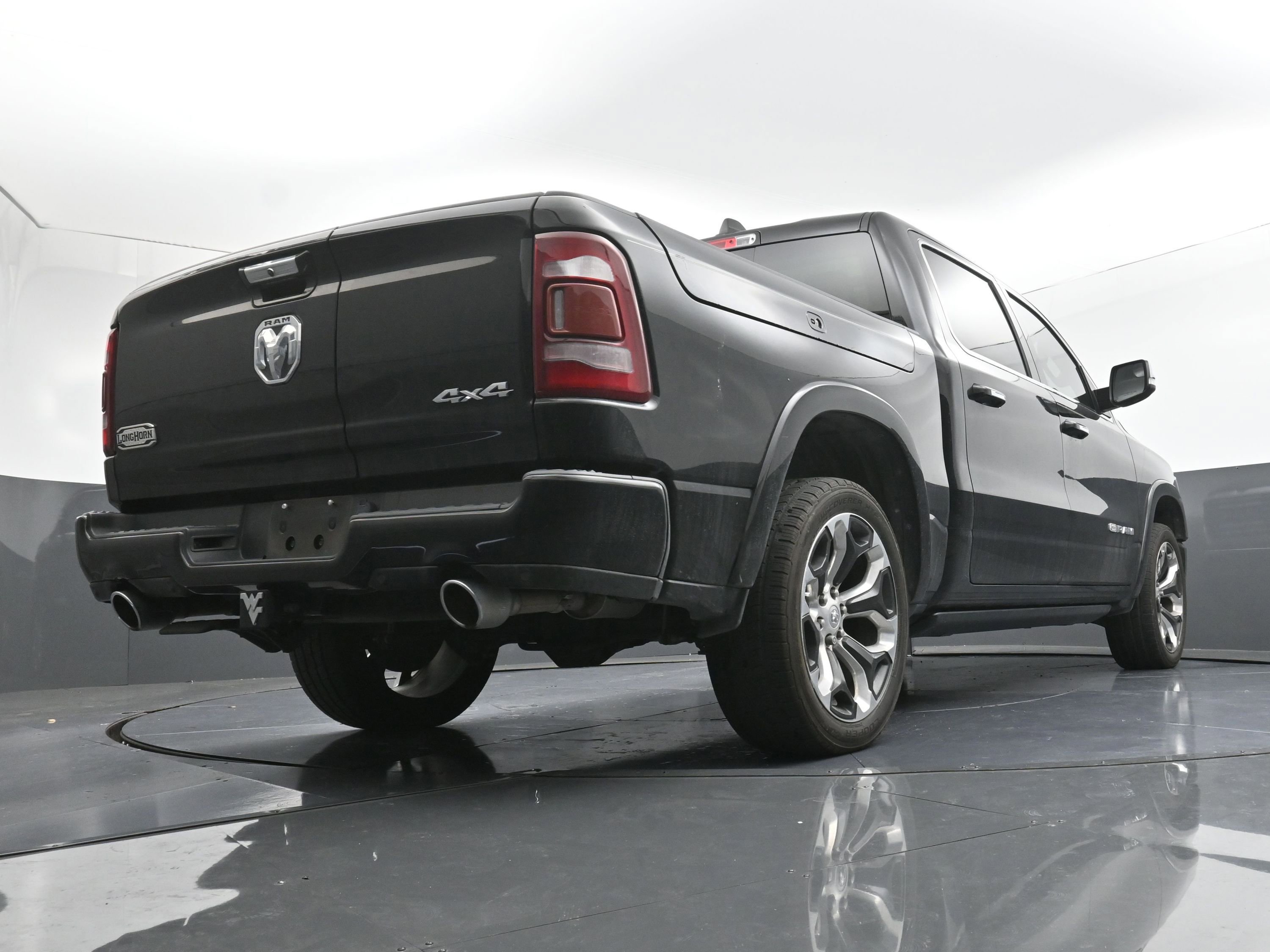 Used 2022 RAM 1500 Limited image 31