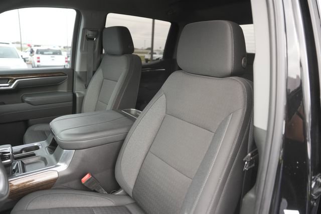 Used 2025 GMC Sierra 1500 Elevation image 10