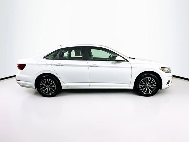 Used 2020 Volkswagen Jetta SE w/ SE Cold Weather Package image 6