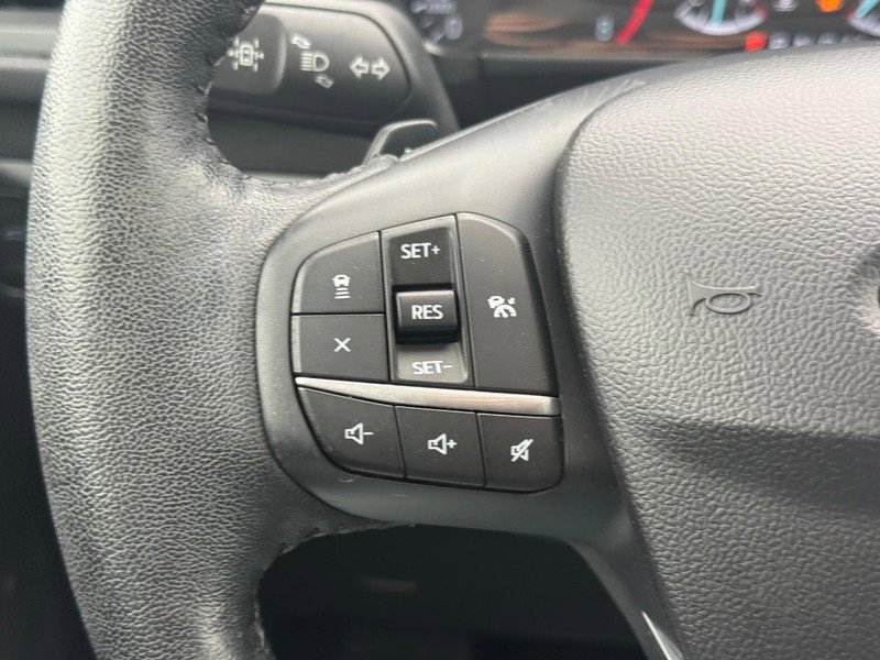 Certified 2020 Ford Escape SEL AWD/4WD image 18