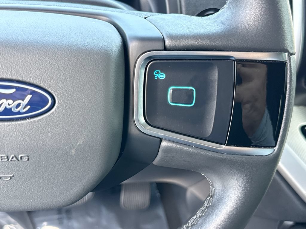 Certified 2025 Ford Expedition Active RWD image 17