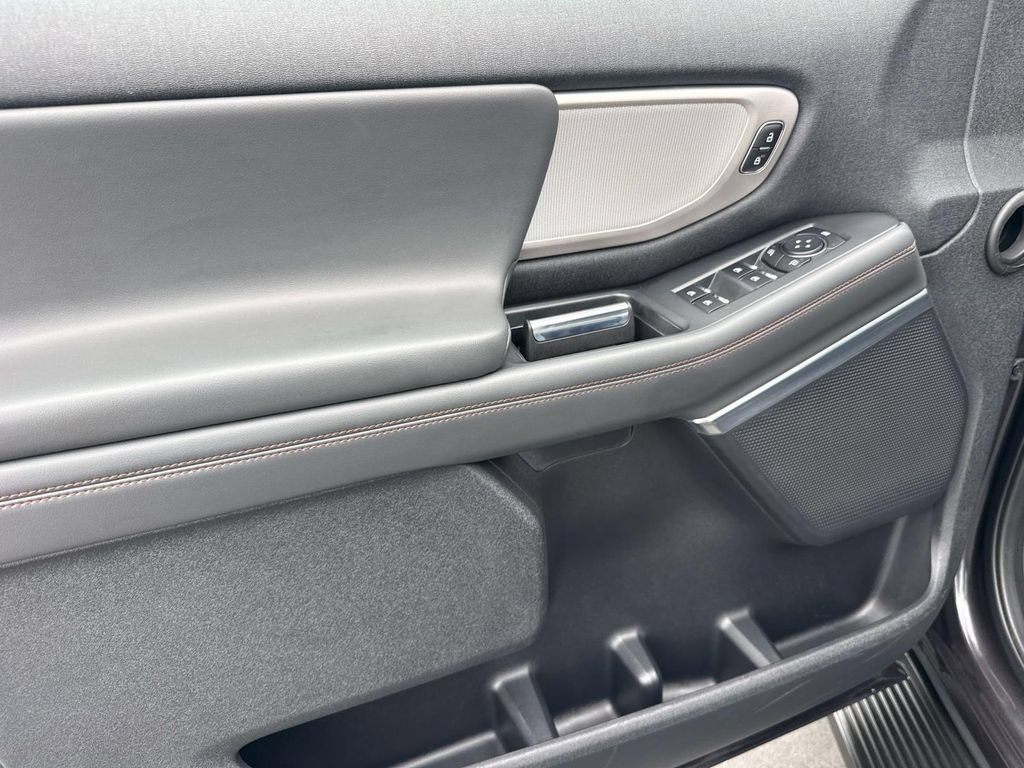 Certified 2025 Ford Expedition Max Active AWD/4WD image 21