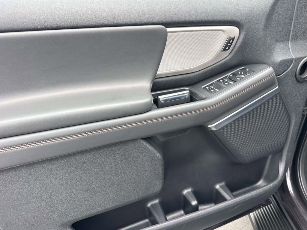 Certified 2025 Ford Expedition Max Active AWD/4WD image 21