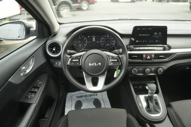 Used 2024 Kia Forte LXS w/ LXS Technology Package FWD image 21