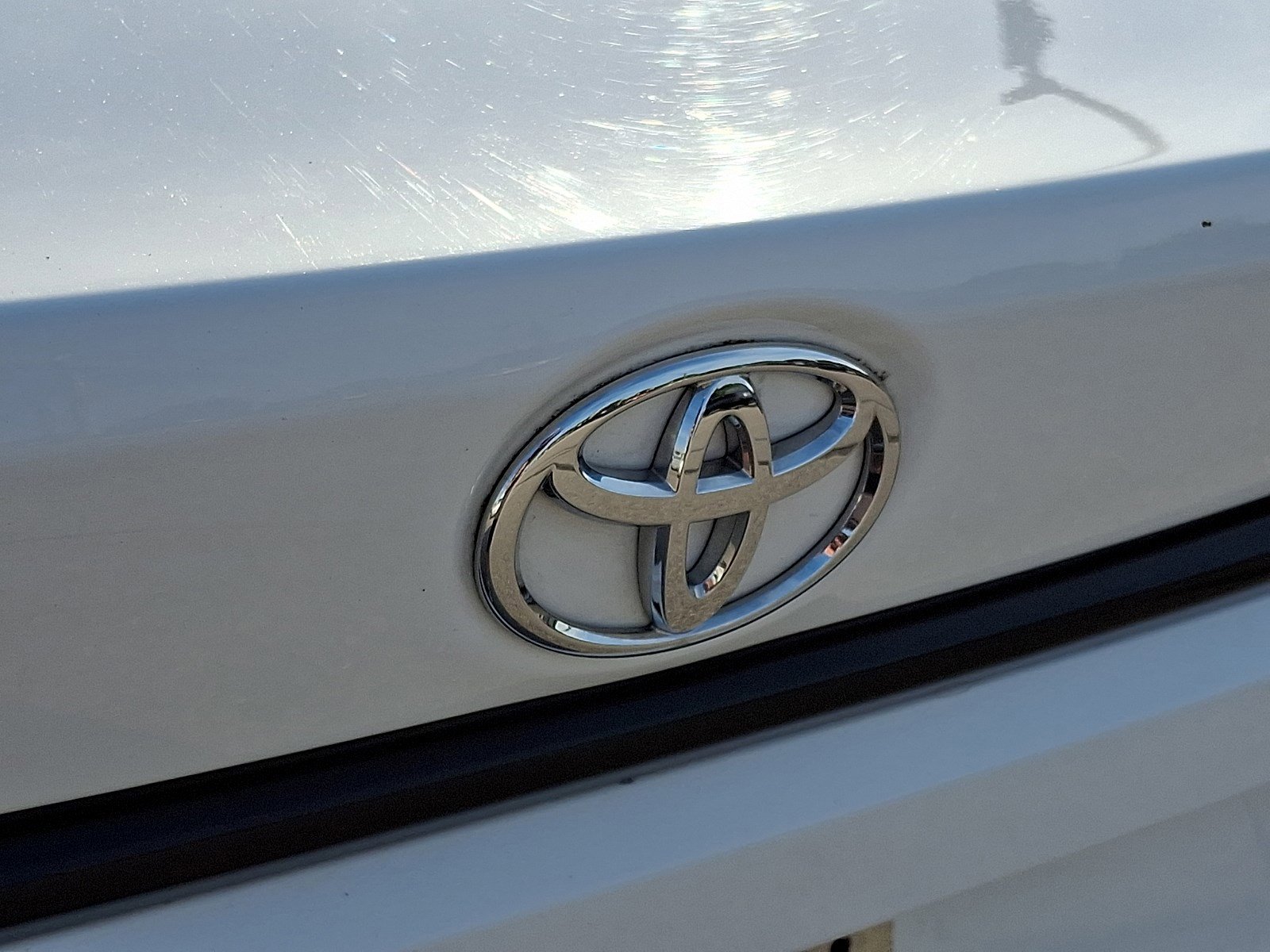 Used 2022 Toyota Corolla LE FWD image 29