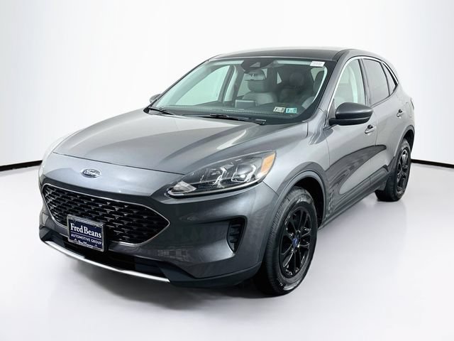 Certified 2022 Ford Escape SE w/ Convenience Package AWD/4WD image 3