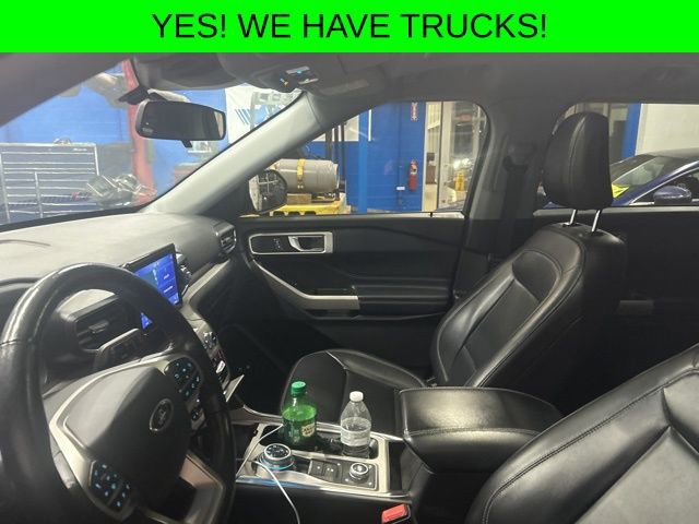 Certified 2021 Ford Explorer XLT w/ Equipment Group 202A image 11