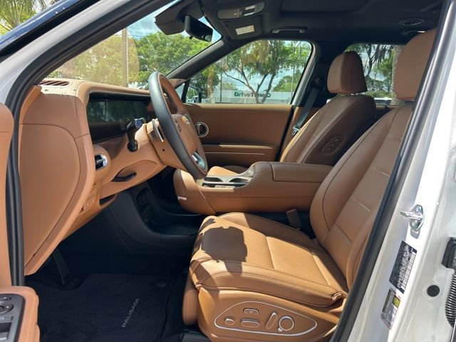 Used 2026 Hyundai Palisade Calligraphy image 11
