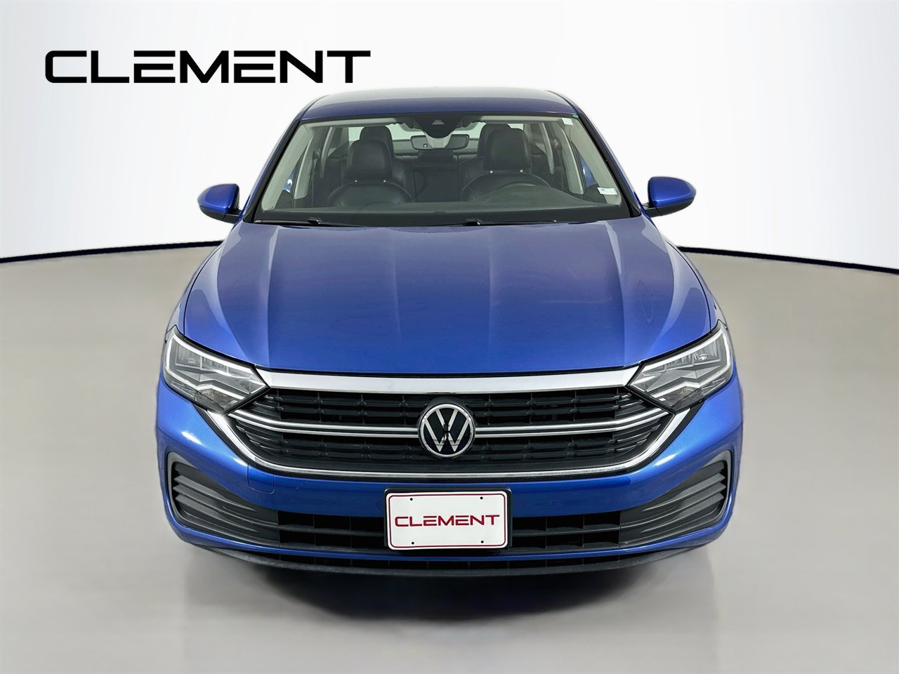 Used 2023 Volkswagen Jetta SE FWD image 3