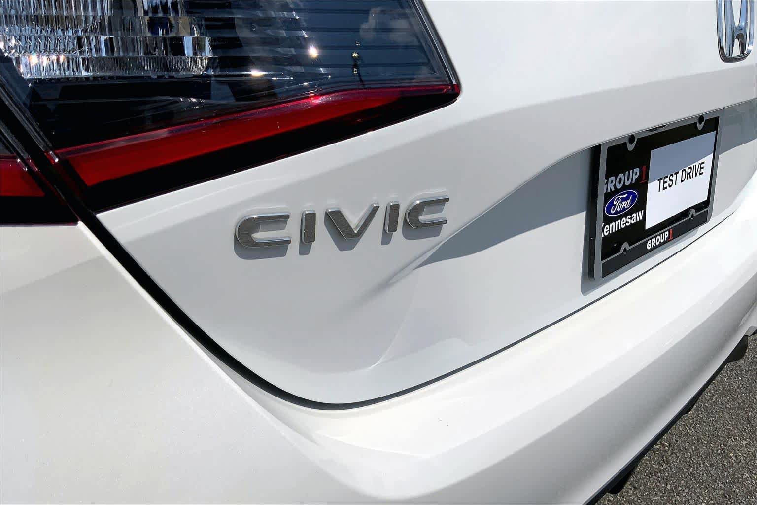 Used 2025 Honda Civic Sport image 30