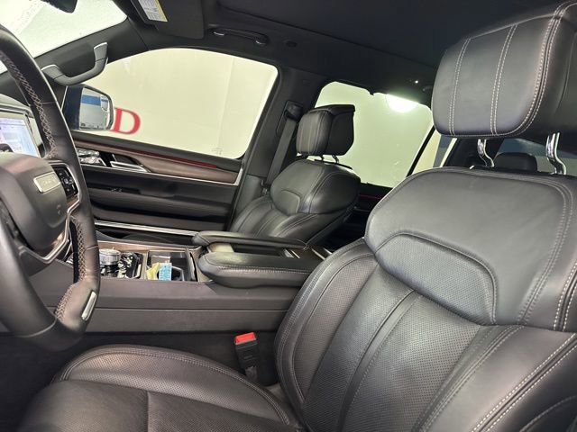 Used 2023 Jeep Grand Wagoneer L 4WD w/ Convenience Group III image 11